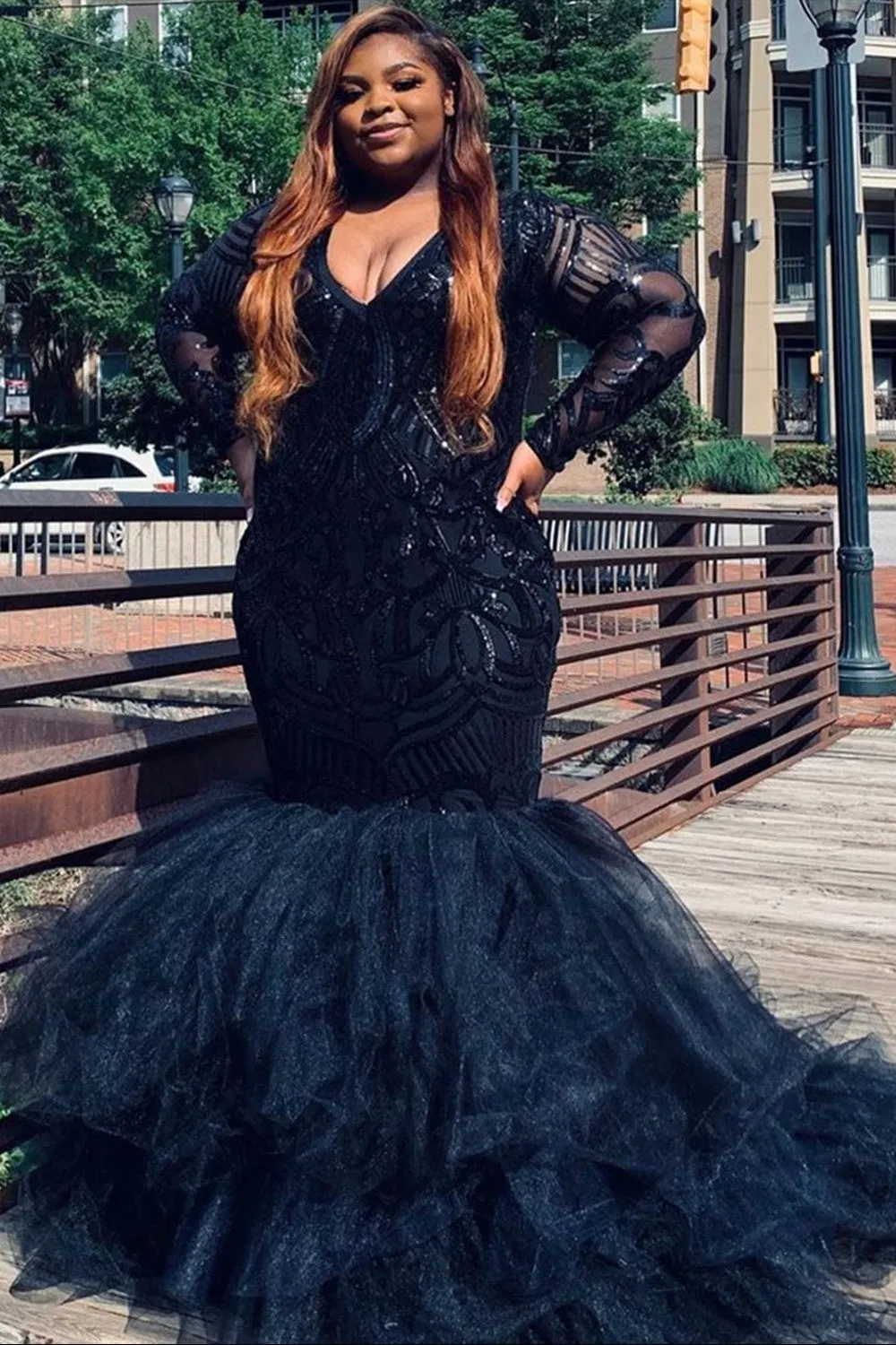 Black Long Mermaid V-neck Sequins Tulle Prom Dress with Sleeves