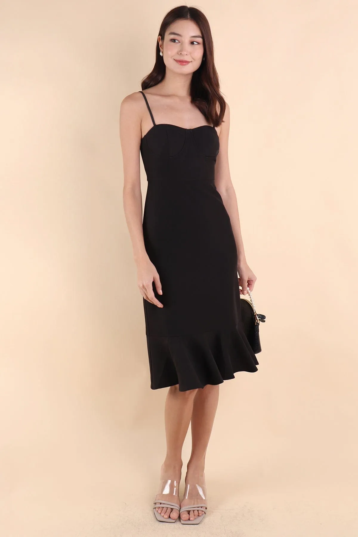 IMOGEN PADDED FLUTTERS DRESS IN BLACK