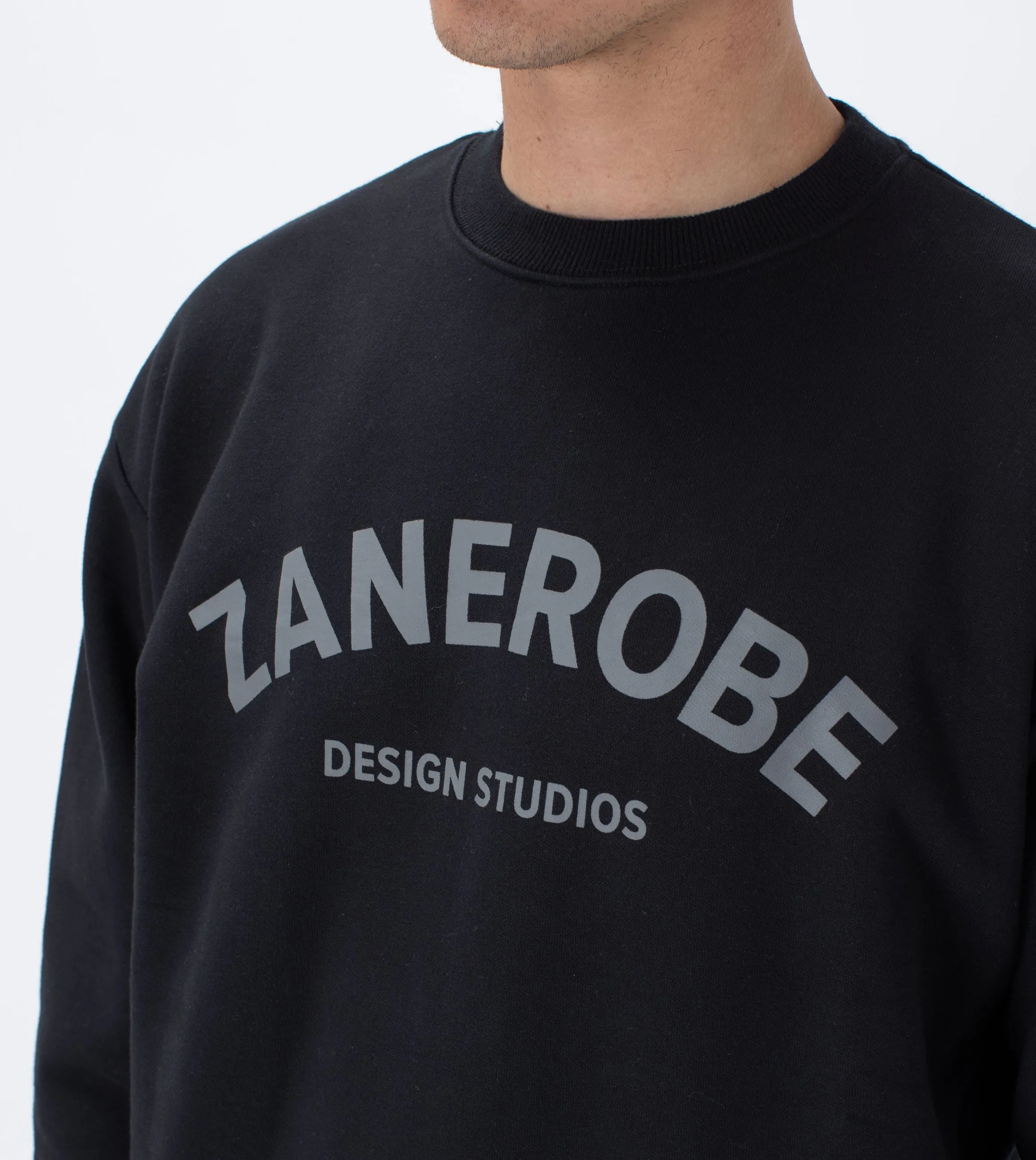 Studios Lowgo Crew Sweat Black